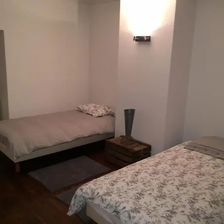 Spacieuse Avec Piscine A Villa