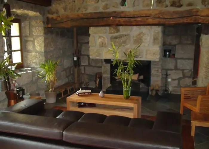 Spacieuse Avec Piscine A *